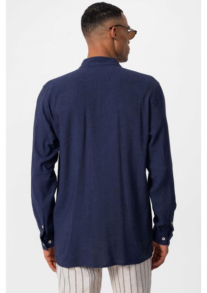 Lacivert Hakim Yaka Uzun Kollu Erkek Gömlek