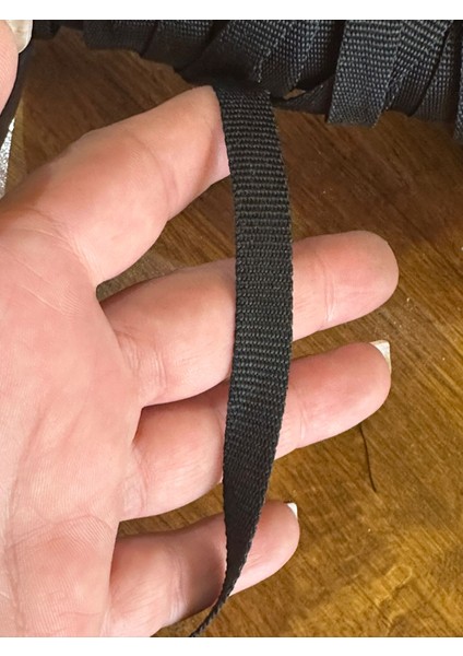 Siyah Biye Şerit En 1 cm (1 Metre)