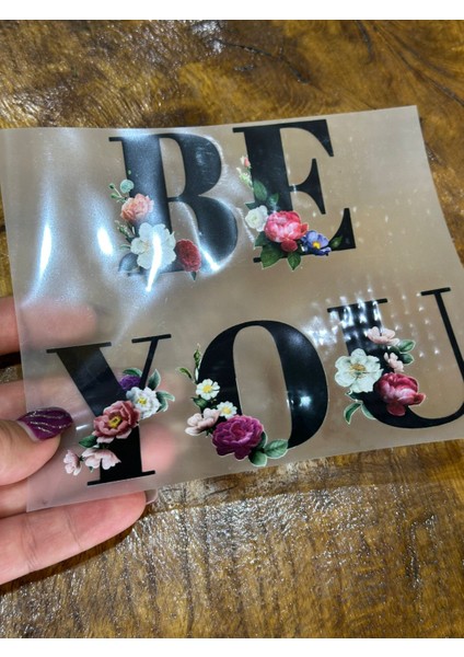 Çiçekli Yazılı Ütü Ile Yapışan Transfer Baskı Arma 14X12 cm fiyatları