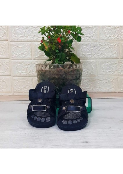 Kajma Siyah Renk Erkek Çocuk Günlük Terlik modelleri