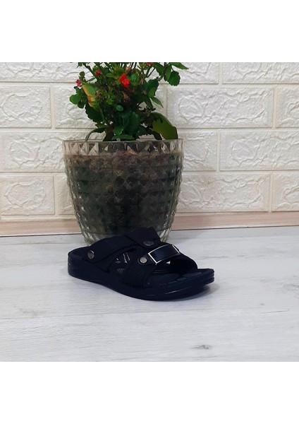 Kajma Siyah Renk Erkek Çocuk Günlük Terlik fırsatları