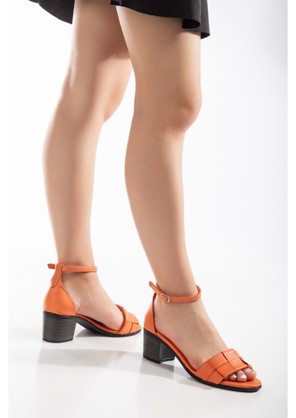 Kadın Hakiki Deri Bilekten Bağlı Topuklu Sandalet Turuncu