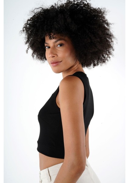 Bisiklet Yaka Kolsuz Fitilli Crop T-Shirt (B24-00219)