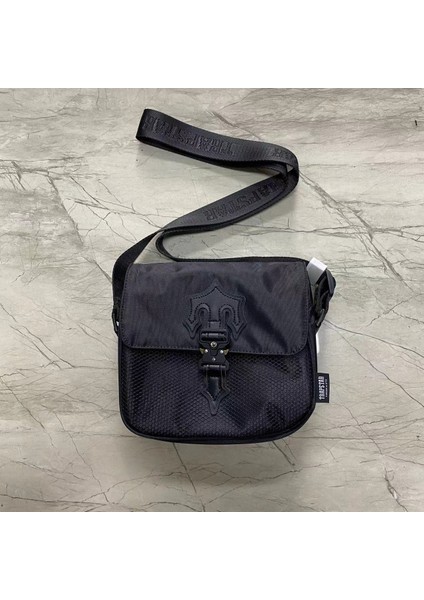 Tüm Siyah Fabrika Dropship Naylon Su Geçirmez Çanta Yansıtıcı Siyah Omuz Tuzağı Yıldız Çanta Erkek Çanta Londra Messenger Trapstar Çanta Kesesi (Yurt Dışından)