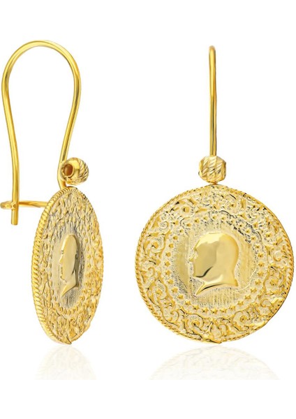 Dörtte Bir Küpeler