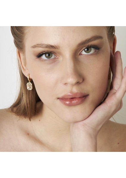 Baget Taşlı Küpeler indirimleri