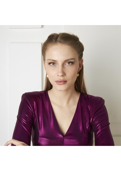 Kare Taşlı Küpeler fırsatları