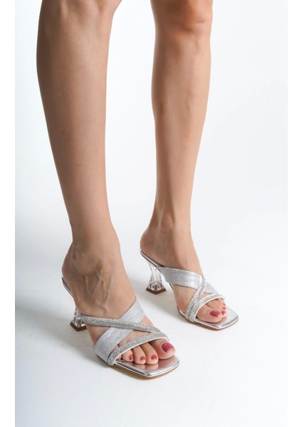 Cindy Kadın Taşlı Bantlı Şeffaf Topuk Gümüş Terlik fırsatları