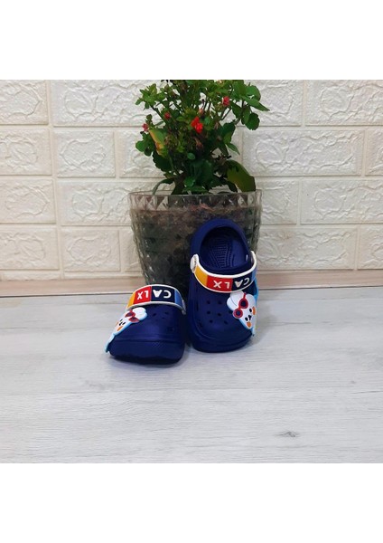 9041 Lacivert Beyaz Crks Erkek Çocuk Terlik modelleri