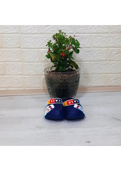9041 Lacivert Beyaz Crks Erkek Çocuk Terlik fiyatları