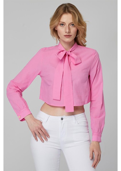 Kısa Fular Bağcıklı Gömlek
