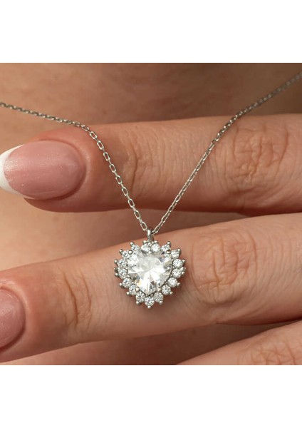 Gümüş Zirkon Taşlı Kalp Kadın Kolye fiyatları