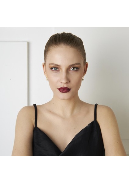 Tek Taş Küpeler fırsatları