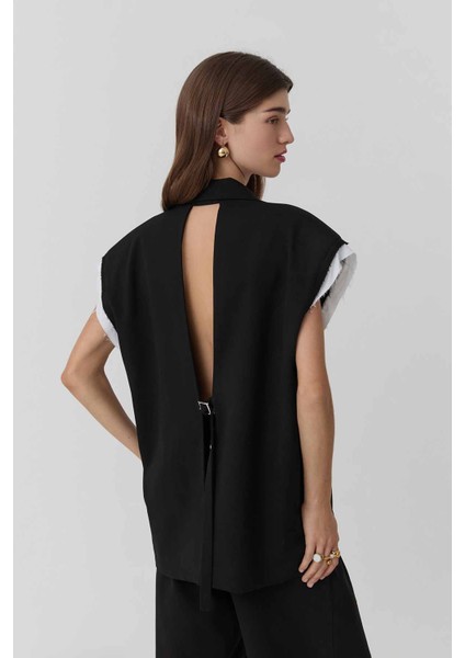 Garni Detaylı Sırt Dekolteli Yelek Siyah fırsatları