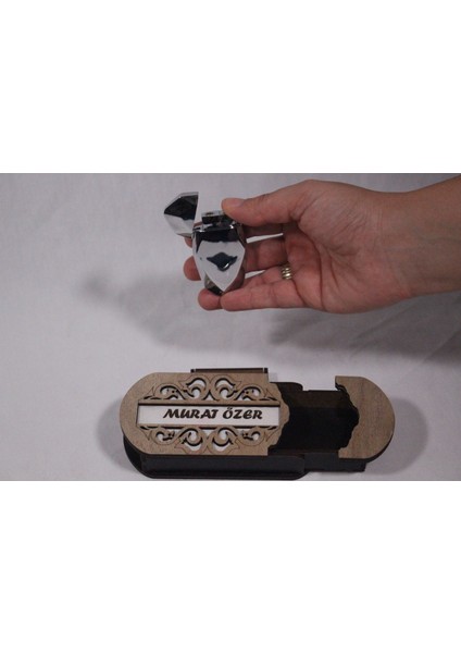 Çakmak Kişiye Özel Isim Yazılı ve Mdf Tasarım Kutulu No:48