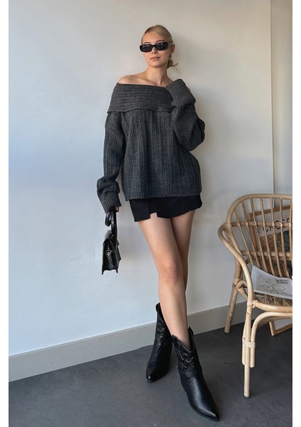 Madonna Yaka Oversize Triko Kazak