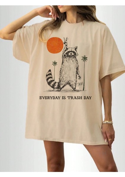 Kadın Vizon Rakun Baskılı Oversize Tişört