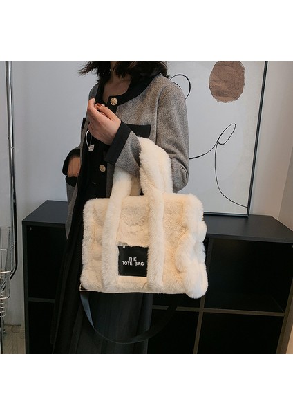 Sonbahar ve Kış Modası Peluş Çanta Kadın Çantası 2024 Yeni Stil Moda Taşınabilir Tote Çanta Büyük Kapasiteli Peluş Omuz Çantası (Yurt Dışından)