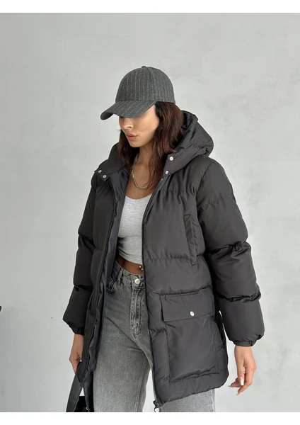 Moda Armanc Puffer 4 Cep Detaylı Kapüşonlu Şişme Mont