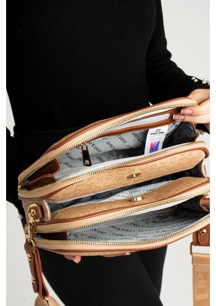 Kadın Suya Dayanıklı Baskı Desenli 5 Bölmeli Postacı Omuz Çantası Tr3502 modelleri