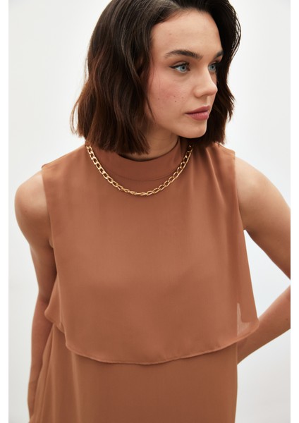 Aksesuar Detaylı Volanlı Bluz - Kahve indirimleri