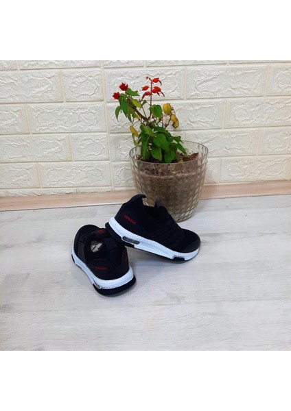 Siyah Bağacaksız Aqua Erkek Çocuk Işıklı Spor Ayakkabı
