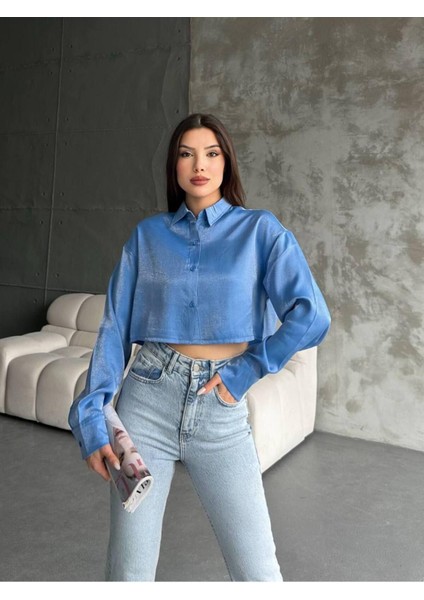 AB Looks Kadın Parlak Simli Kısa Oversize Basic Parlak Saten Gömlek Yeni Sezon Crop Saten Gömlek