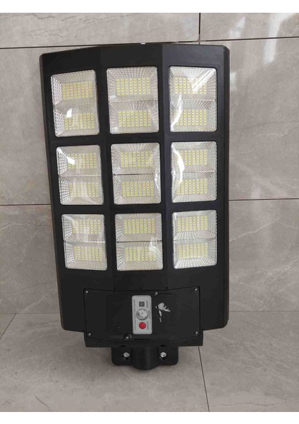 2 Adet 1000 W Güneş Enerjili Projektor