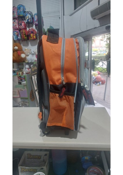 Hot Wheels Çekçekli Okul Çantası fırsatları