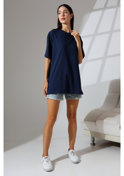 Oversize Bisiklet Yaka Pamuk Penye Kompakt Basic T-Shirt 21752 Lacivert