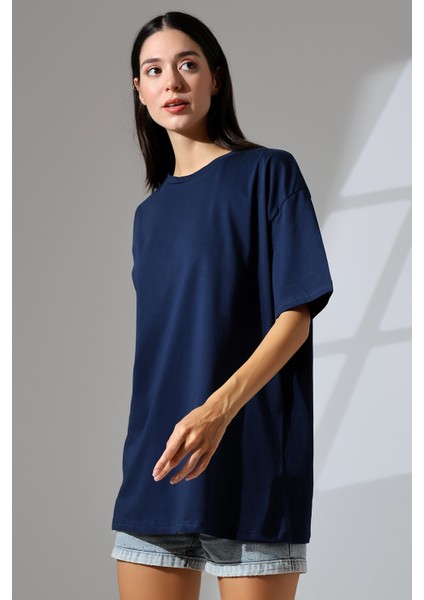 Oversize Bisiklet Yaka Pamuk Penye Kompakt Basic T-Shirt 21752 Lacivert fiyatları