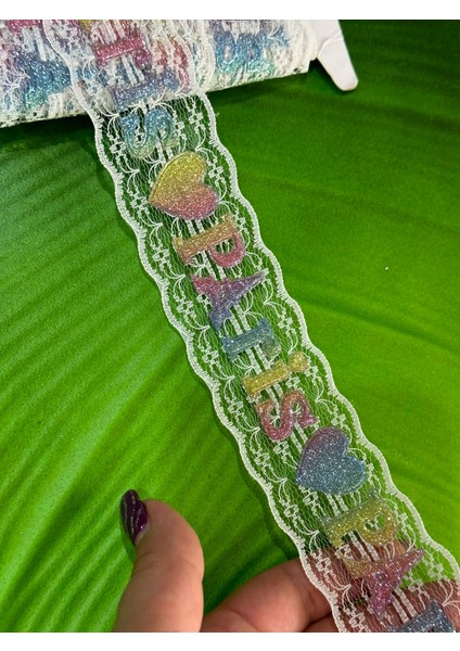 Parlak Tül Paris Yazılı Güpür Şerit Dikiş Giyim Aksesuarı En 4 cm (1 Metre) fiyatları