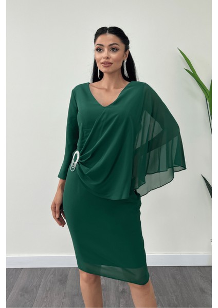 Atlas Kumaş Şifon Broş Detaylı Kalem Elbise - Zümrüt Yeşil modelleri