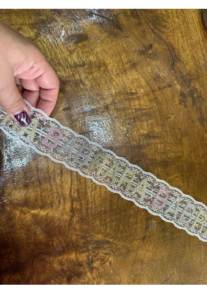 Renkli Simli Yazılı Tül Şerit Dikiş Giyim Aksesuarı En 4 cm (1 Metre )