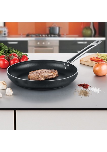 20 cm Bistro Maksi Tava, Horeca Non-Stick Kızartma Tavası 20 cm (Çelik Boru Kulp)
