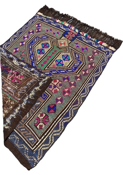 El Dokuma Sıfır Mut Kilimi 105X130 Renkli Kök Boya Kilim