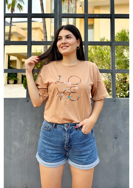 Latte Renk Love Baskı Nakış Desenli Oversize T-Shirt