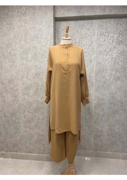 24Y8266 Takım Tunik Pantolon Yarım Düğmeli Bol Paça - Naqshe - 24Y8266 - Camel - 40