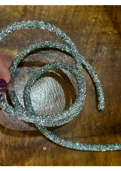 Taşlı Parlak Şerit Dikiş Çanta Giyim Hobi Aksesuarı 1 Metre fiyatları