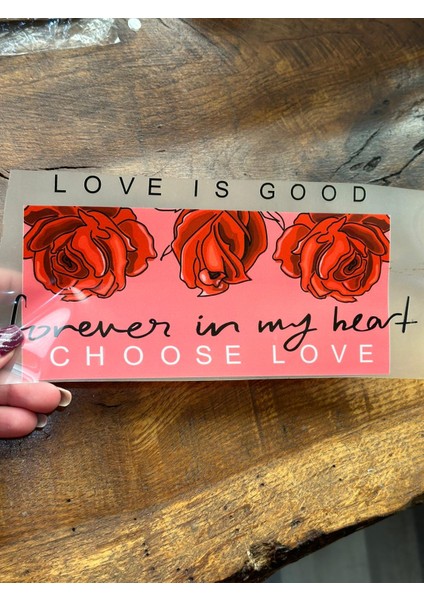 Kırmızı Güllü Ütü Ile Yapışan Trasfer Bakı Arma 23X11 cm