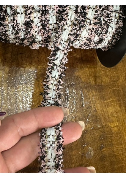 En 1 cm Triko Püsküllü Renkli Şerit Dikiş Aksesuar (1 Metre)