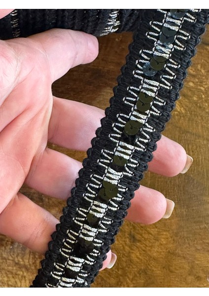 Taş ve Nakış Işleme Şerit Dikiş Giyim Aksesuarı En 2 cm 1 Metre fiyatları