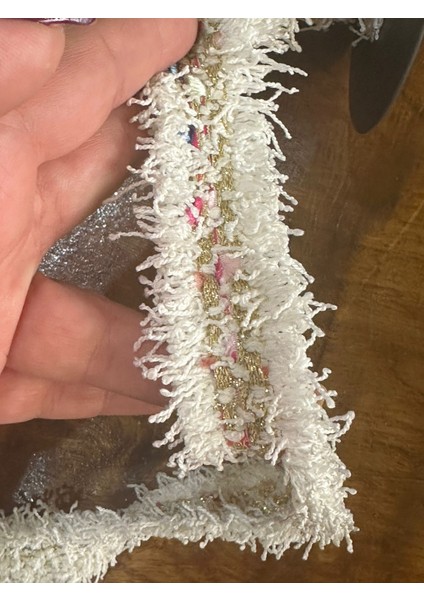 En 3 cm Kuzu Ipli Şerit Dikiş Giyim Aksesuarı 1 Metre fiyatları