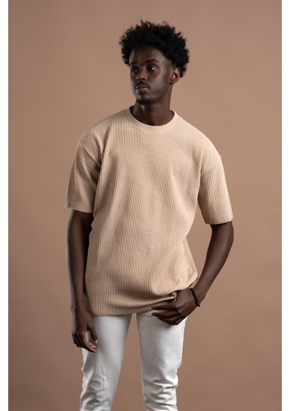 Oversize (Bol Kesim) Kalın Fitilli Bisiklet Yaka Kısa Kol T-Shirt modelleri