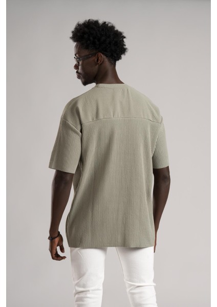 Oversize (Bol Kesim) Kalın Fitilli Bisiklet Yaka Kısa Kol T-Shirt modelleri