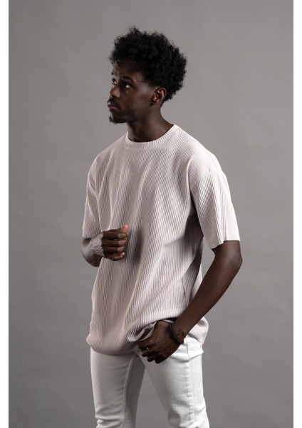 Oversize (Bol Kesim) Kalın Fitilli Bisiklet Yaka Kısa Kol T-Shirt fiyatları