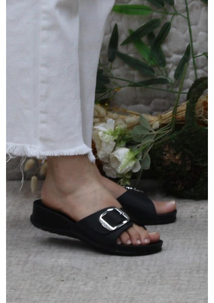 Oliva-8 Siyah Rahat Ortapedik Kadın Terlik