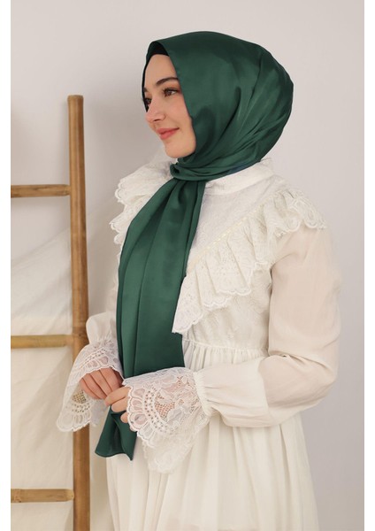 Zümrüt Yeşili Abiye Janjan Parlak Saten Dokulu Tesettür Abiye Şifon Şal fırsatları