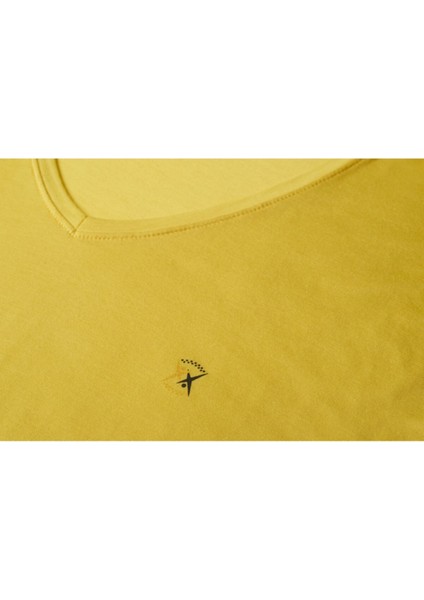 Kadın V Yaka Sarı Basic Tshirt Logo