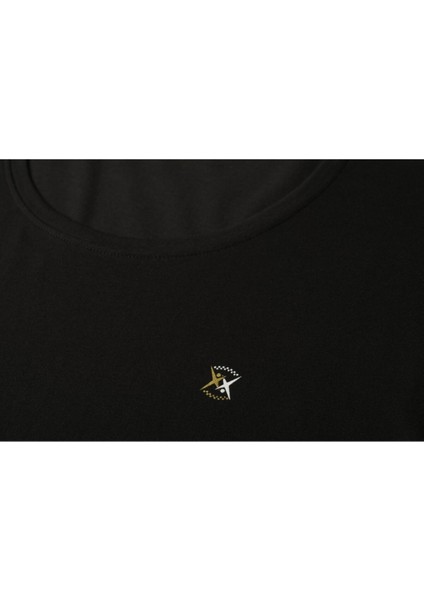 Kadın Açık Bisiklet Yaka Siyah T-Shirt Logo fırsatları